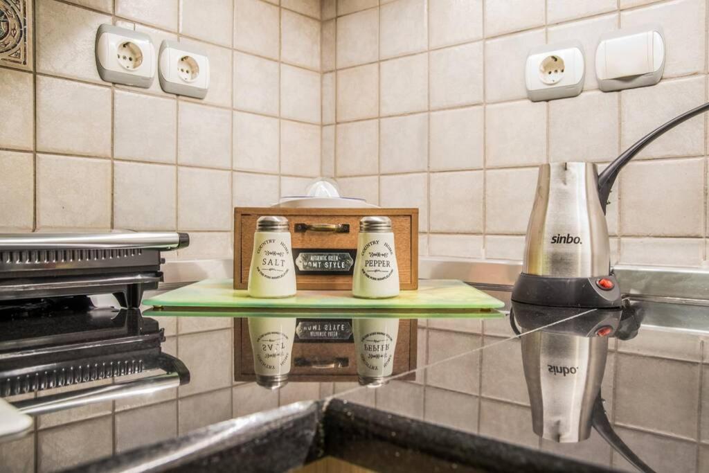 Athinas Apartment Pireusz Kültér fotó